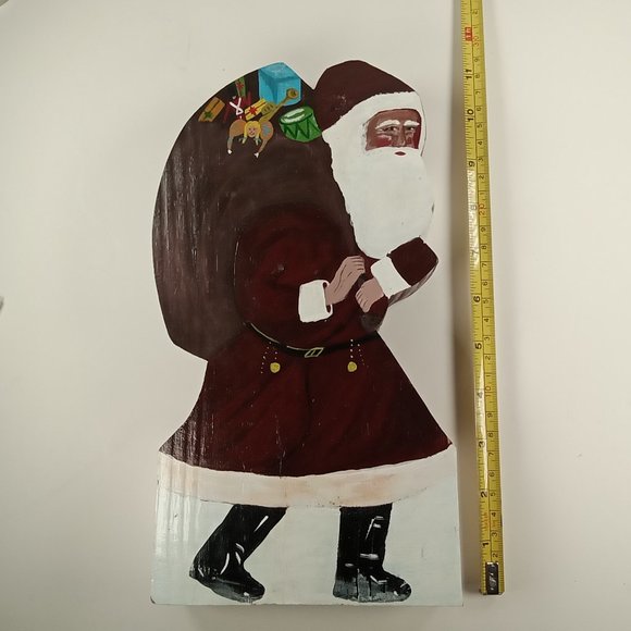 Hand-Crafted Wooden Painted Santa Claus St. Nick Standing Christmas Decoration - Picture 7 of 7